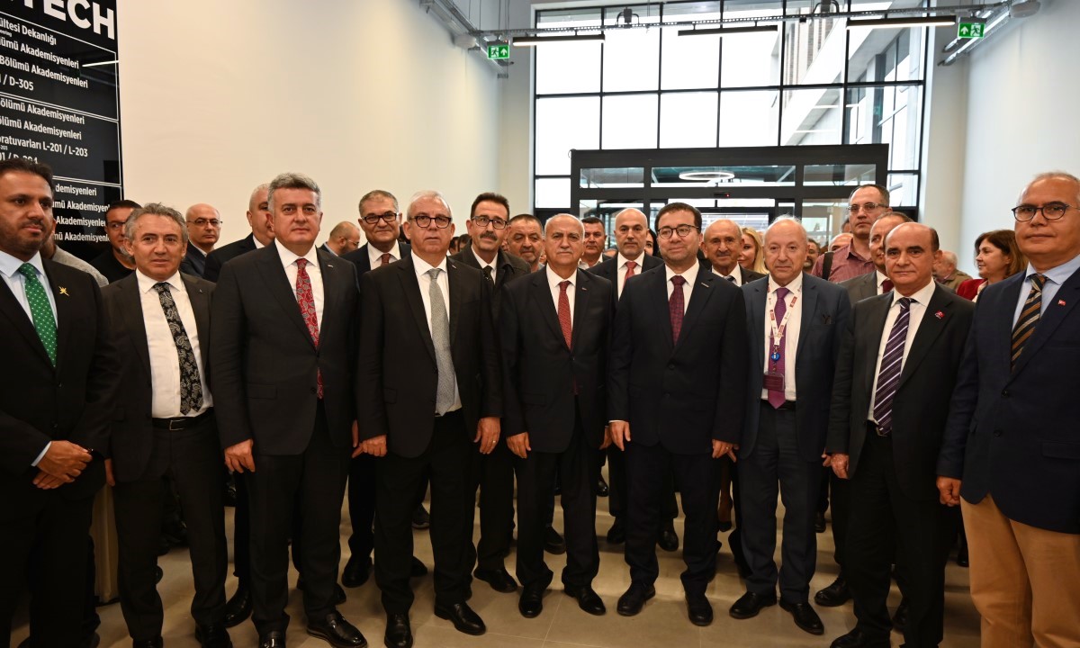 Mühendislik Fakültesi Yeni Yerleşkesinde